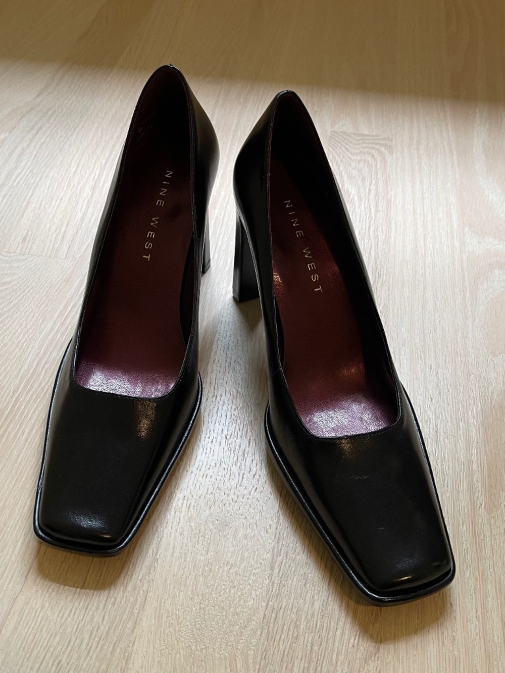 Nine West Black Leather Square Toe Block Heel Pumps Size 8M